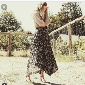 DOEN Julep skirt black Liliam print medium NWT